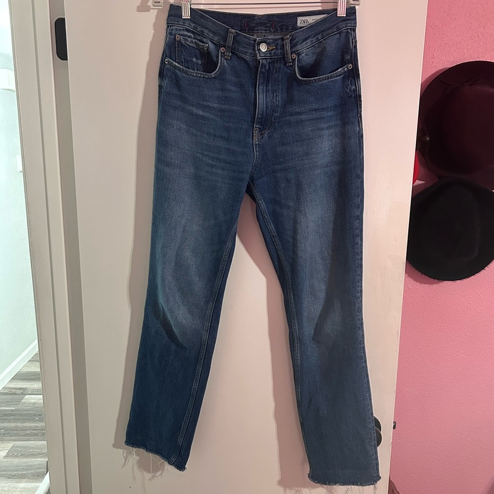 Zara Women’s Denim Straight Jeans